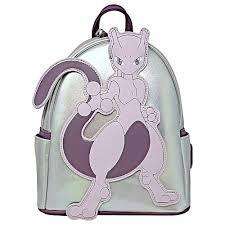 Pokemon Mewtwo Cosplay