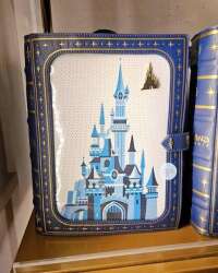 Castle - pin backpack - book - DLP