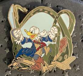 100252 - Pirates of the Caribbean Booster 2009 - Donald Duck