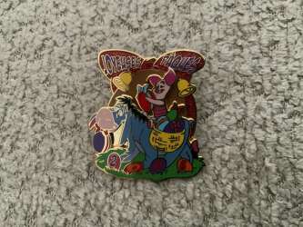 100341 - Easter - Eeyore & Piglet - Disneyland Resort Paris