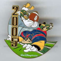 100381 - Super Brown 2005 - Mickey, Donald, and Pete - Walt Disney World