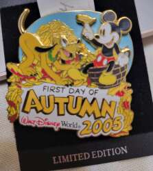 100392 - Disney Parks Seasons - Fall/Autumn - First Day of Autumn 2005 - Walt Disney World
