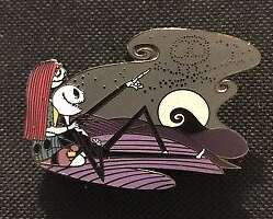 100571 - Jack Skellington and Sally Stargazing - Disney Auctions