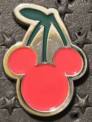 100682 - Old Navy x Disney - Mickey Cherry - Disney Licensed