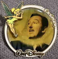 100735 - Walt Disney - Walt Disney and Tinker Bell - Pixie Dust