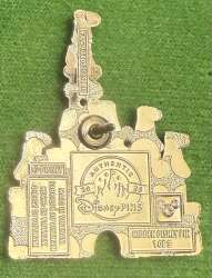 100937 - WDW Hidden Disney Series 2025 Wave B: Castles - Rainbow Heart Hands - Walt Disney World alternate image