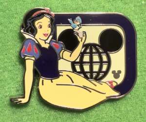 100956 - WDW Hidden Disney Series 2025 Wave B: Walt Disney World D - Snow White - Walt Disney World alternate image