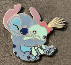 101165 - Stitch and Scrump - Disneyland Resort Paris