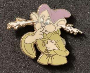 101212 - Dopey blowing water out of his ears - Disneyland Resort