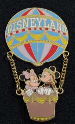 98743 - Disneyland Resort - Mickey and Minnie hot air balloon - Disneyland Resort