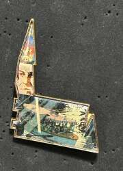 101428 - Cinderella’s Castle Puzzle Frame - Jungle Cruise and Great Moments with Mr. lincoln - Walt Disney World