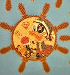 101565 - Mickey & Friends - Pirates of the Caribbean Hinged Ship's Wheel Mystery Collection - Dewey - Shanghai Disney Resort alternate image