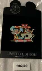 102331 - Alice in wonderland train - Mad Hatter, Tweedledee, and Tweedledum - Disney Store US alternate image