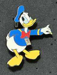 102423 - Pin Trading - I love Disney Pin Trading 6 pin set - Donald Only - Disney Store US