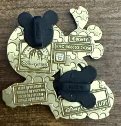 102839 - Disney Cruise Line - Disney Fantasy - Mademoiselle Minnie Atrium Statue - Disney Cruise Line alternate image