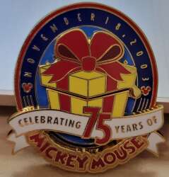 103099 - Cast member mickey mouse 75 years 2003