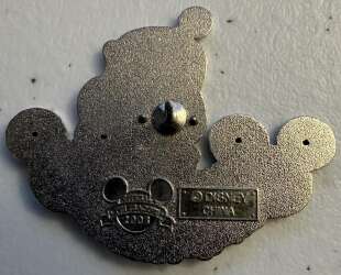 103143 - Mrs. Claus Minnie - Disneyland Resort alternate image