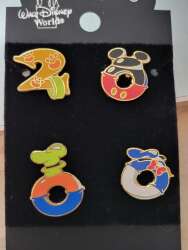 26651 - 2000 Dated Year Pins - 2000 Fab Four Character Icons Pin Set (4 pins) alternate image