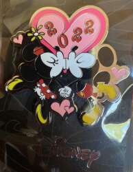 Mickey and Minnie Kissing 2022