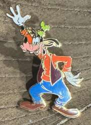 103625 - Disney Store - Goofy - Waving - Disney Store US