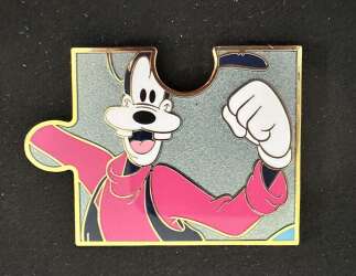 103694 - BoxLunch - Mickey Mouse & Friends Group Puzzle Blind Box - Goofy - Disney Licensed