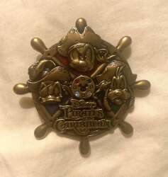 103740 - Unknown Series - Mickey, Donald, Goofy Pirates of the Caribbean - Tokyo Disneyland Resort