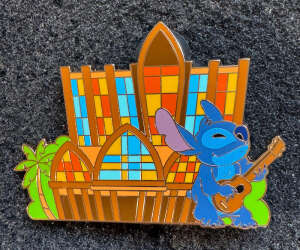 104054 - Destination D23: Disney Destinations Mystery Collection - Stitch at Aulani Resort - Walt Disney Imagineering alternate image