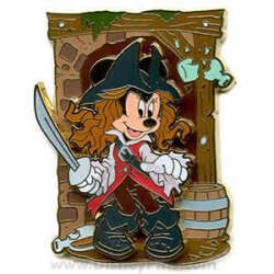 49397 - Mickey & Friends in Pirates of the Caribbean - Minnie Mouse as Elizabeth Swann