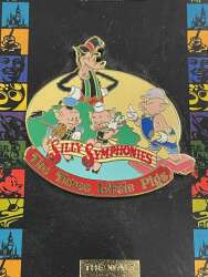 104417 - The Walt Disney Family Museum - The Three Little Pigs - Disney Licensed