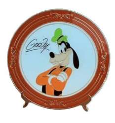 Goofy Plate