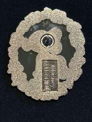 104548 - BoxLunch - Winnie the Pooh Characters Floral Portrait Blind Box - Tigger - Disney Licensed alternate image