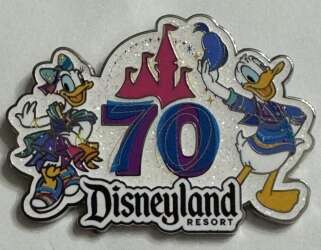 99855 - WDTC/Costco/AAA Series: Disneyland Resort 70th Celebration, 2025 - Donald and Daisy - Disney Licensed