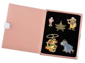 105131 - Paw and Order - Winnie the Pooh Paw and Order Set - Disney Store Japan alternate image