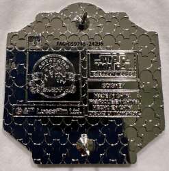 105177 - Star Wars Galaxy's Edge - Droid Depot - R2-D2 R-Series Astromech Droid alternate image