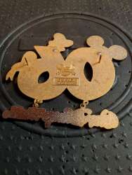 105358 - 2006 Dated Year Pins - WDW 06 Pin With Dangle - Walt Disney World alternate image