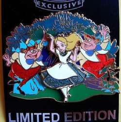 105490 - Alice with Tweedledee and Tweedledum Slider - Disney Store UK