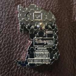 105568 - Hocus Pocus Movie Name Mystery Collection - Mary Sanderson - Letter C alternate image