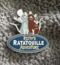77945 - Remy's Ratatouille Adventure - Remy & Emile alternate image