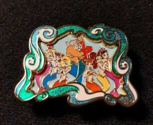 105853 - FAMILY PORTRAITS CONCEAL THE LITTLE MERMAID FAMILY PIN