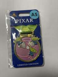 A5 - Aliens Badminton Medal