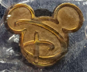 Convention Guide — Mickey Icon with Disney D (Gold Version)