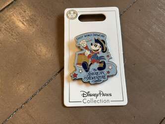 41127 - EPCOT World Showcase - Colonial Mickey Mouse American Adventure USA - Walt Disney World alternate image