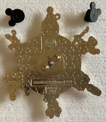 106239 - Holiday 2009 - Mickey and Friends Holidays Around the World Spinner - Walt Disney World alternate image