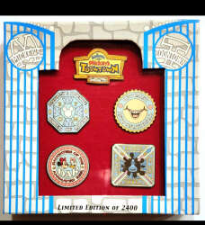 106263 - Mickey's Toontown 5 Pin Boxed Set - Full Set - Disneyland Resort