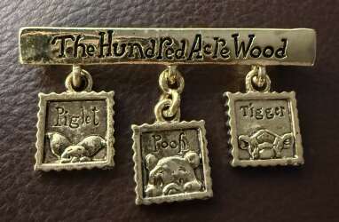 106639 - The Hundred Acre Wood Pooh, Tigger, Piglet charm brooch pin