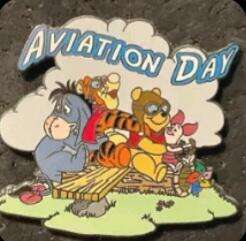Aviation Day Winnie Pooh and Friends Disney Auction LE 500