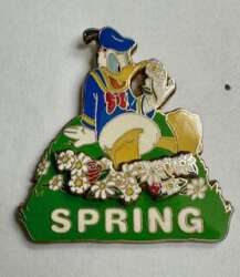 106808 - Disney Four Seasons - Donald Duck