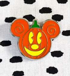 106910 - Mickey Mouse Pumpkin - Mickey Mouse Pumpkin
