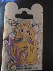 78013 - Stylized Princesses with Flowers - Rapunzel & Pascal - Disneyland Resort Paris alternate image