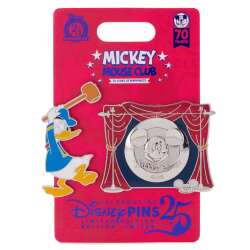 Donald Duck and Gong Pin Set